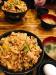 『噂のスタ丼』by はまさん : 伝説のすた丼屋 野猿街道店 （【旧店名】なみたす亭） - 大塚・帝京大学/豚丼 [食べログ] 噂のスタ丼(はまさん)... 