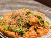 마담통닭(MADAME CHICKEN) | Chicken of Seoul - 디에디트