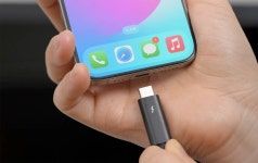 애플은 왜 아이폰에 USB-C를 넣었나 - 디에디트