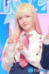 [D포토] 아이브(IVE) 가을-리즈-레이, 러블리함이 세 배