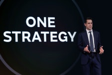 [주식시황] 바이오주 우정바이오 주가 12% 강세 거래량 57배 폭증...원숭이두창 관련주 부각