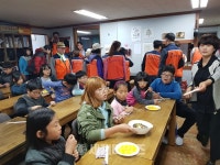 사랑의 사다리 밴드, 지역아동센터 짜장면 봉사