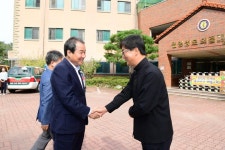 [세계로컬핫뉴스] 김천시, 추석맞이 소외계층 위문