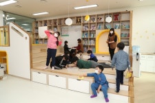 [세계로컬핫뉴스] 맞벌이 가정 육아부담 함께 나눠요!