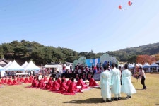 “일편단심의 포은 선생 충절 이어받아 나라 발전 시키자”