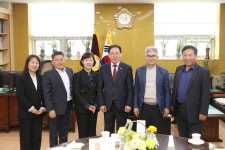 인천광역시 중구의회 강후공 의장, 국민건강보험공단 영종출장소 설치 추진 논의를 위한 간담회 진행