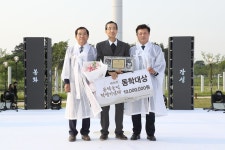 피어나는 녹두꽃, 자라나는 평화’...제56회 동학농민혁명기념제 11일 성황 속 열려 대표 이미지