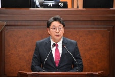 “시선과 안목의 회복, 새로 쓰는 도시 역사” 홍태용 김해시장 2024년 시정연설