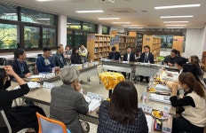 진형석 교육위원장, 완산중학교 학교운영위원회 방청 및 간담회 개최