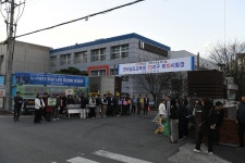 고흥군의회, 수능 시험장 찾아 수험생과 학부모 응원 격려