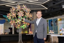 ‘빛’으로 피어난 꽃…영등포구, 미디어아트 페스티벌 개최