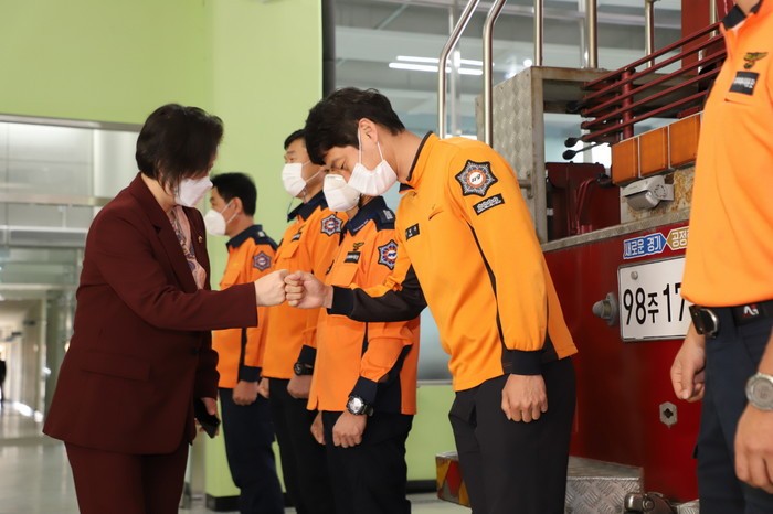 김동연 지사, 경기도 소방재난본부 격려하고 경제정책 대전환 강조