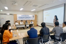 안성시장애인복지관, 밝은미소SN치과의원에서 구강관리교육 실시