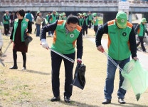 박희조 동구청장, ‘지역자율방재단’과 대동천 일대 환경정화 실시