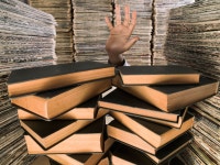 Flipboard의 READINGS: WHAT OTHERS HAVE ON THEIR BOOKSHELVES