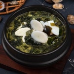 띵굴마켓 [띵굴밀키트] 조개미역쌀떡국 443g (냉동)