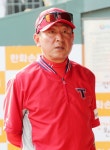 김기태 감독 투타 모두 역할 잘해줘.. 선수단 모두 수고 - 스타뉴스