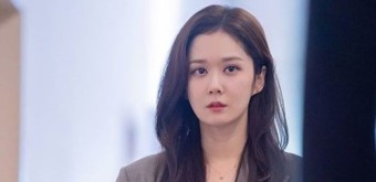 장나라, 'VIP' 본방사수 독려 "오늘 밤 10시 SBS라고요?"- 스타뉴스