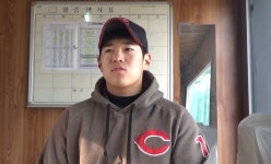 [인터뷰] 중앙고 김지형 “윤성환 선배, 내 롤모델” | ZUM TV