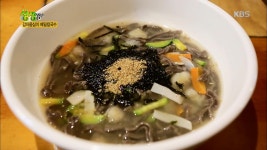 맛있는 조연, 더위야 물러가라~ ‘감자옹심이 메밀칼국수’ | ZUM TV