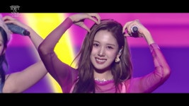 STAYC (스테이씨) - Teddy Bear | KBS 231123 방송 | ZUM TV