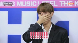 식스 센스급 반전! AB6IX 엔딩은 요정은? | ZUM TV