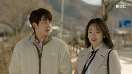 마을 사람들 사이에서 소문난 재희의 열애설?!, MBC 210119 방송 : TV줌 마을 사람들 사이에서 소문난 재희의 열애설?!, MBC 210119 방송