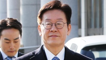 ＂휴대전화 찾아라＂…검찰, 이재명 자택 압수수색 | ZUM TV