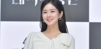 장나라. 6살 연하 비연예인과 결혼 | ZUM TV