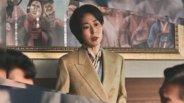 [′폭싹′ 신스틸러②] 강말금, 여관 주인에서 ′로비′ 고위급 빌런으로 | ZUM TV