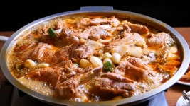 ‘끓여야 제맛!’ 촉촉 쫄갈비, 깊은 맛의 끝판왕★ | ZUM TV