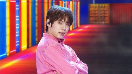 Yoon Seobin(윤서빈) - Strawberry Candy [THE SHOW 250923] | ZUM TV