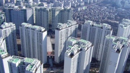 ZUM 뉴스 전국 편의점 10% 내년에 재계약...가맹점주 모시기 각축전