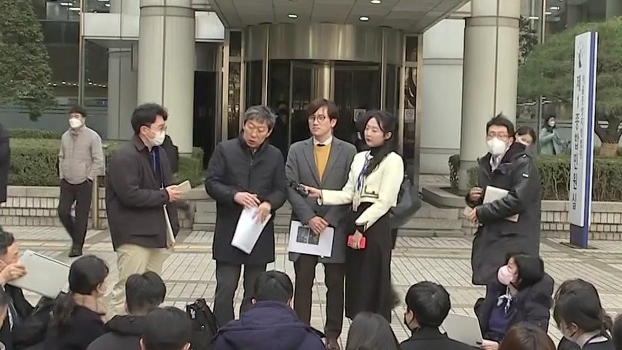 이춘석 의원 주식 차명거래 의혹 경찰 조사 계속, 시민단체 고발 관계자 조사 중