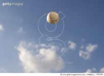 73552404 | 게티이미지코리아 | Baseball against cloudy sky Royalty-Free 이미지