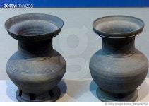 MBIA0901556 | 게티이미지코리아 | 굽다리긴목항아리 용인보정리고분 신라시대 Rights-Managed 이미지