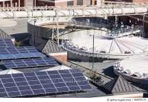 86809133 | 게티이미지코리아 | Solar panels in a water treatment plant Royalty-Free 이미지