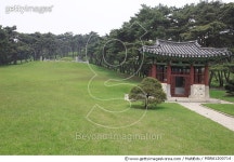 MIWA1200714 | 게티이미지코리아 | 이순신장군묘, 충남 아산 Rights-Managed 이미지