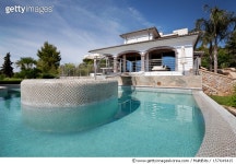 157649415 | 게티이미지코리아 | Luxury Villa with Infinity Pool & hot tub (XXXL) Royalty-Free 이미지