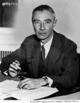 GRANC0174541_H | 게티이미지코리아 | J. ROBERT OPPENHEIMER /n(1904-1967). American physicist. Photograph, c1945. Rights-Managed...