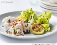 162524876 | 게티이미지코리아 | Grilled Halibut Salad Royalty-Free 이미지