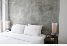 168353578 | 게티이미지코리아 | Tidy bed with bedside lamps Royalty-Free 이미지
