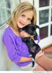 505645181 | 게티이미지코리아 | Holding The Puppy - Little Girl Royalty-Free 이미지
