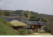MBRF15015776 | 게티이미지코리아 | 한국, 경상북도, 경주시, 양동민속마을, 세계문화유산 Royalty-Free 이미지