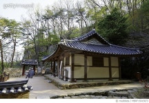 MBRF15015873 | 게티이미지코리아 | 충남 서산 개심사 서산마애삼존불상이 있는 곳 Royalty-Free 이미지