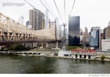 585577791 | 게티이미지코리아 | Queensboro Bridge leading into Manhattan NY Royalty-Free 이미지