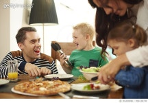 499238700 | 게티이미지코리아 | fun at mealtime Royalty-Free 이미지