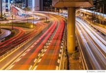 528462884 | 게티이미지코리아 | Tokyo highway traffic trails at night Royalty-Free 이미지