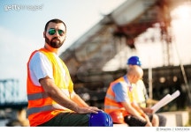 광양항건설중기ENG | 639523834 | 게티이미지코리아 | Engineers on construction site Royalty-Free 이미지