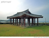 MHXA18001658 | 게티이미지코리아 | 제주특별자치도 시도유형문화재 제3호 연북정 동에서 본 연북정 전면 Rights-Managed 이미지